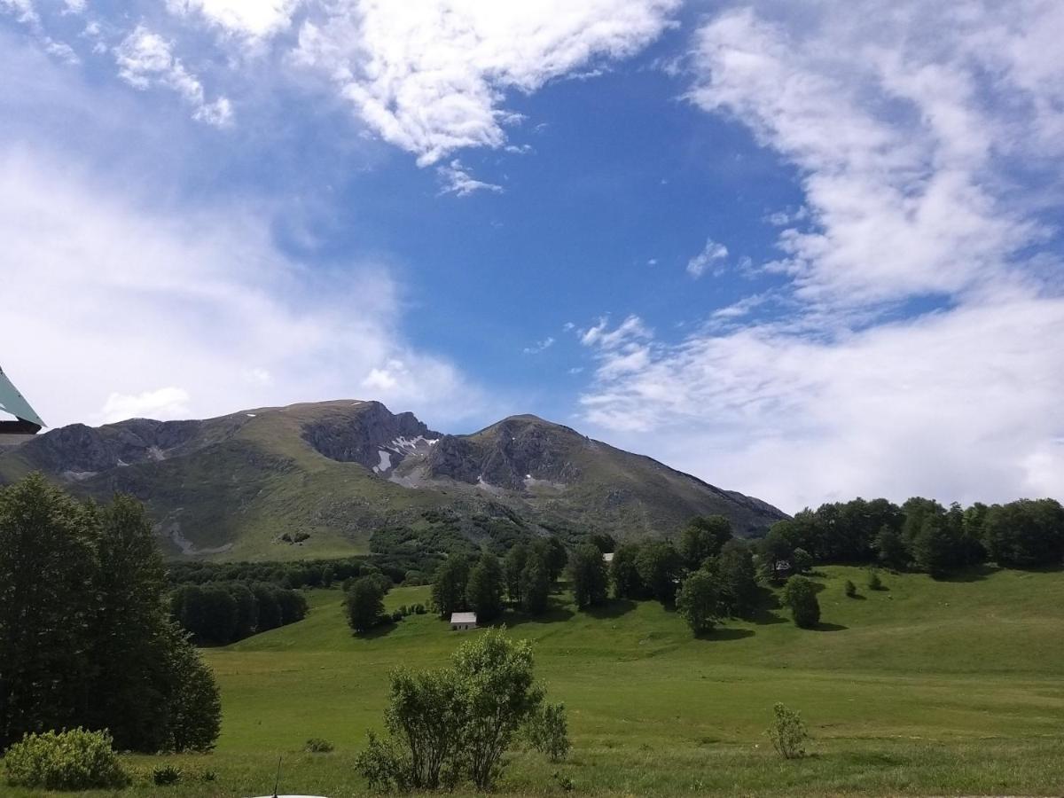 Apartmani I Restoran Sljeme ชาเบลียค ภายนอก รูปภาพ