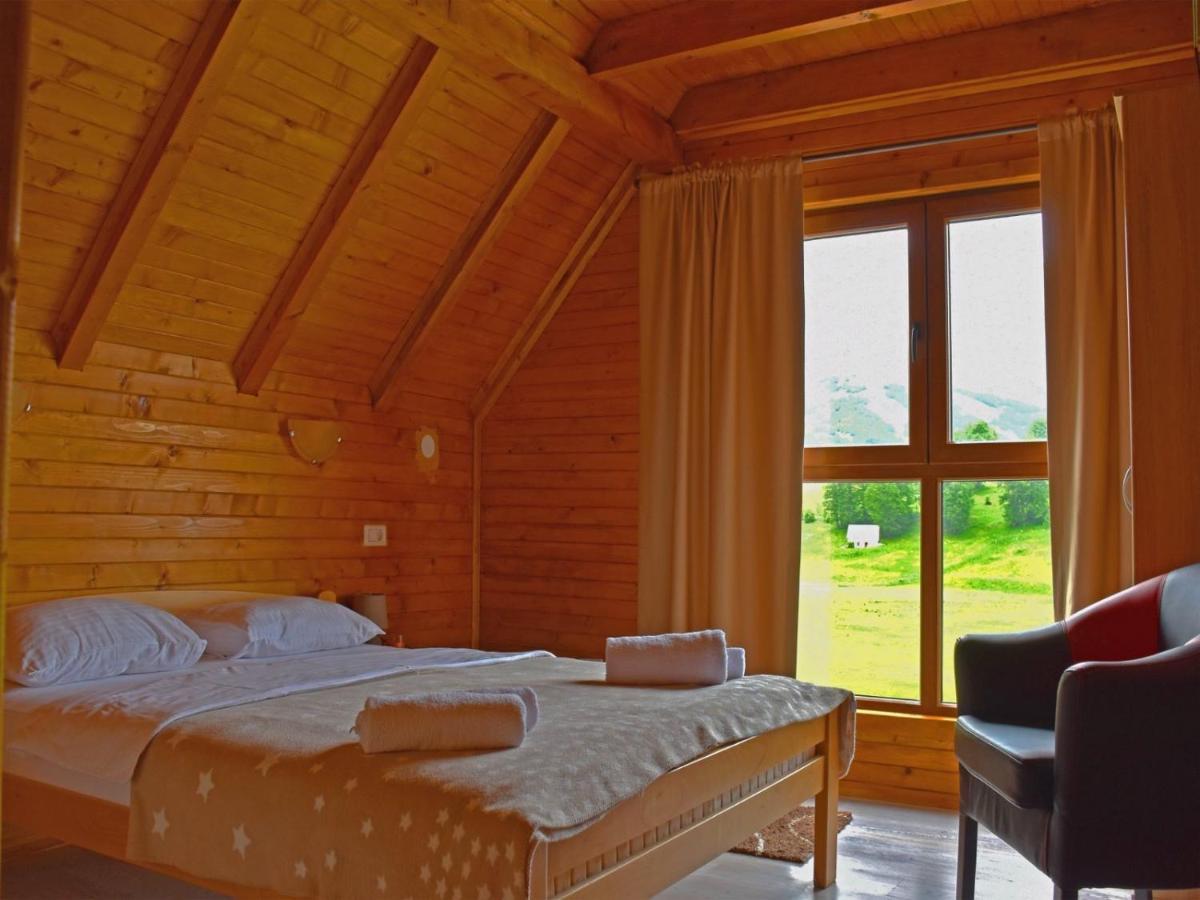 Apartmani I Restoran Sljeme ชาเบลียค ภายนอก รูปภาพ