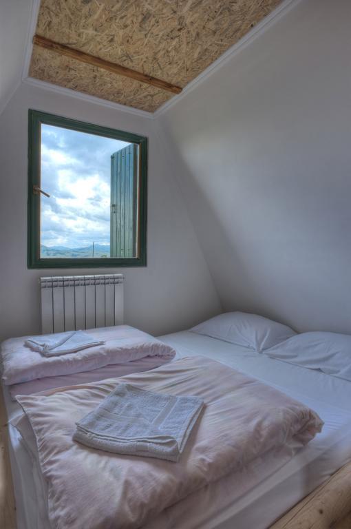Apartmani I Restoran Sljeme ชาเบลียค ภายนอก รูปภาพ