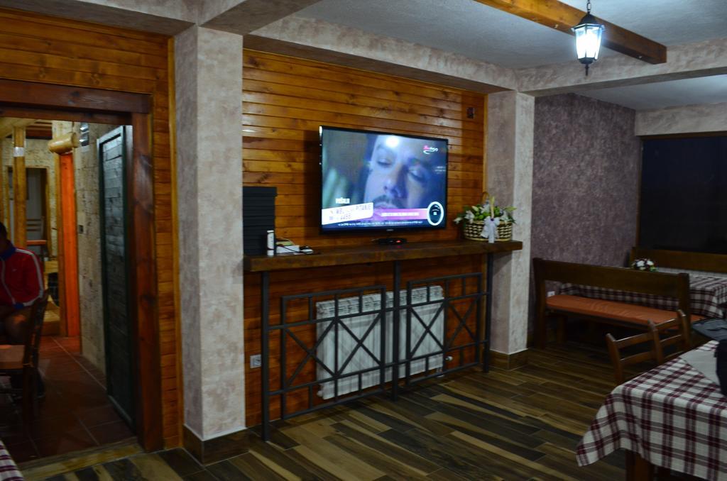Apartmani I Restoran Sljeme ชาเบลียค ภายนอก รูปภาพ