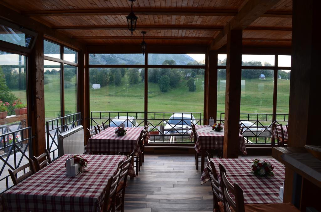 Apartmani I Restoran Sljeme ชาเบลียค ภายนอก รูปภาพ